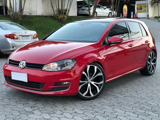 VOLKSWAGEN GOLF 1.4 TSI HIGHLINE 16V GASOLINA 4P AUTOMÁTICO VOLKSWAGEN GOLF 1.4 TSI HIGHLINE 16V GASOLINA 4P AUTOMÁTICO